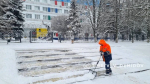 В Белгороде коммунальные службы борются со снегопадом