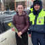 Белгородские госавтоинспекторы дарят цветы автоледи в преддверии 8 Марта - Сетевое издание Победа 31